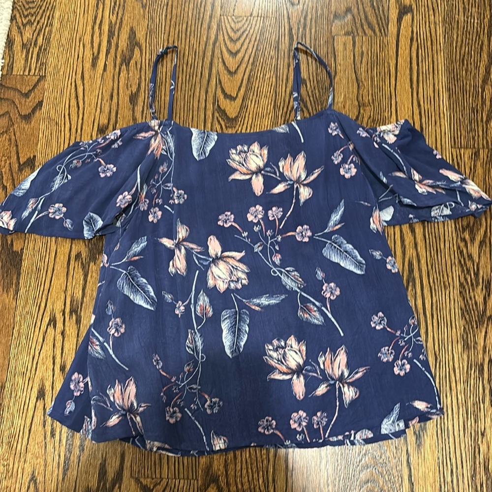 Billabong size small